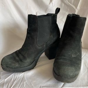 Black Suede Heeled Chelsea Boot - EU 37 - US 6.5